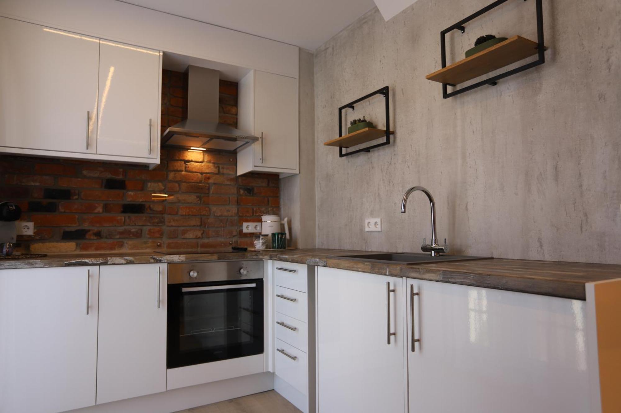 1910 Apartments كلابيدا المظهر الخارجي الصورة